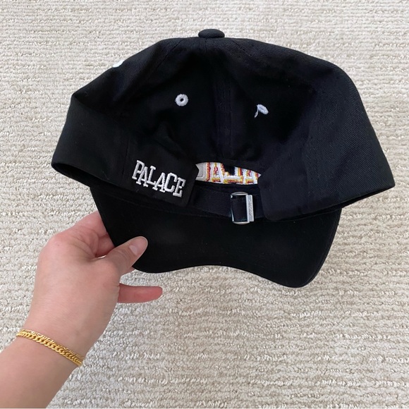 Palace Hat - Picture 3 of 4